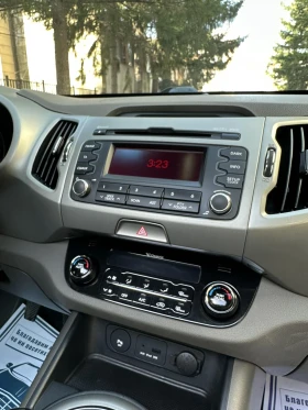 Kia Sportage  2.0CRDI 4x4 PANORAMA - 7100 € / 13886.39 лв. - 44073039 10