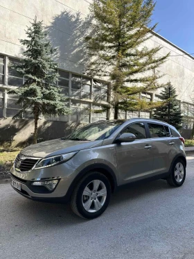 Kia Sportage  2.0CRDI 4x4 PANORAMA - 7100 € / 13886.39 лв. - 44073039 3