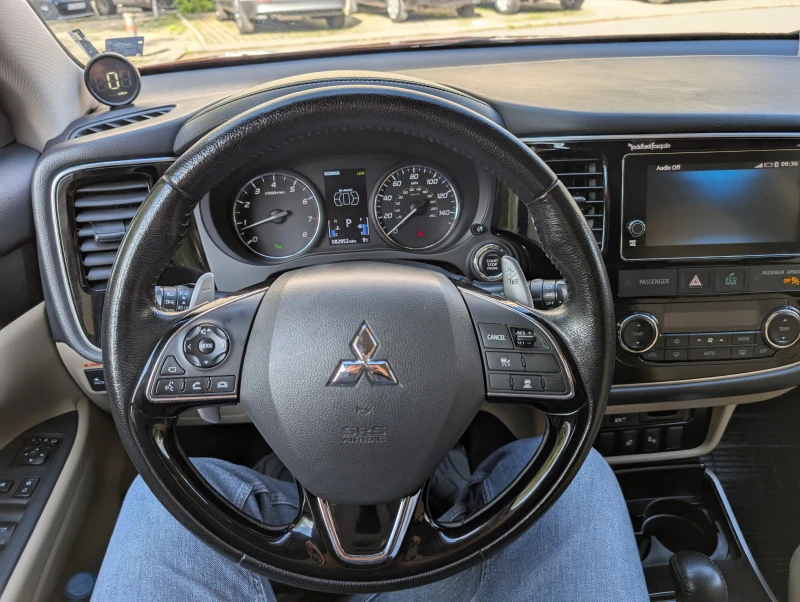 Mitsubishi Outlander 3.0 v6 224кс S-AWC 6АТ ГАЗ, снимка 13 - Автомобили и джипове - 52319990