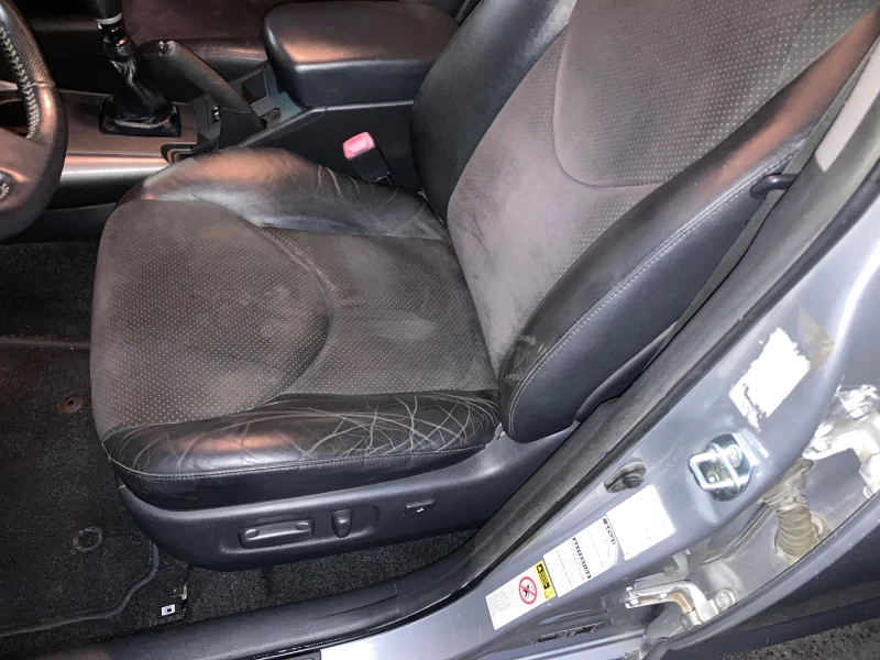 Toyota Rav4 2.2 D4D 150ks 4x4 EVRO 5, снимка 7 - Автомобили и джипове - 53474621