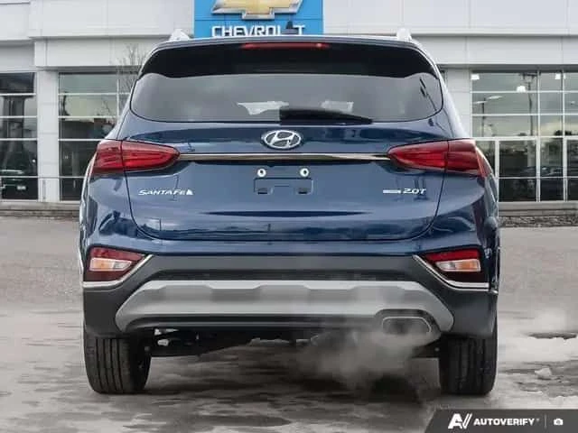 Hyundai Santa fe * Luxury * ДИСТРОНИК * 360 * PANO, снимка 4 - Автомобили и джипове - 54151024