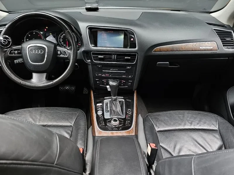 Audi Q5 2.0 TDI Quattro, снимка 7 - Автомобили и джипове - 55129979