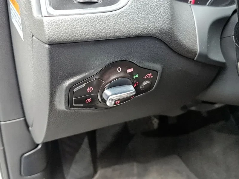 Audi Q5 2.0 TDI Quattro, снимка 17 - Автомобили и джипове - 55129979