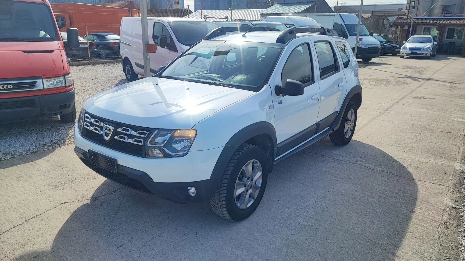 Dacia Duster 1.6i GPL  - изображение 4