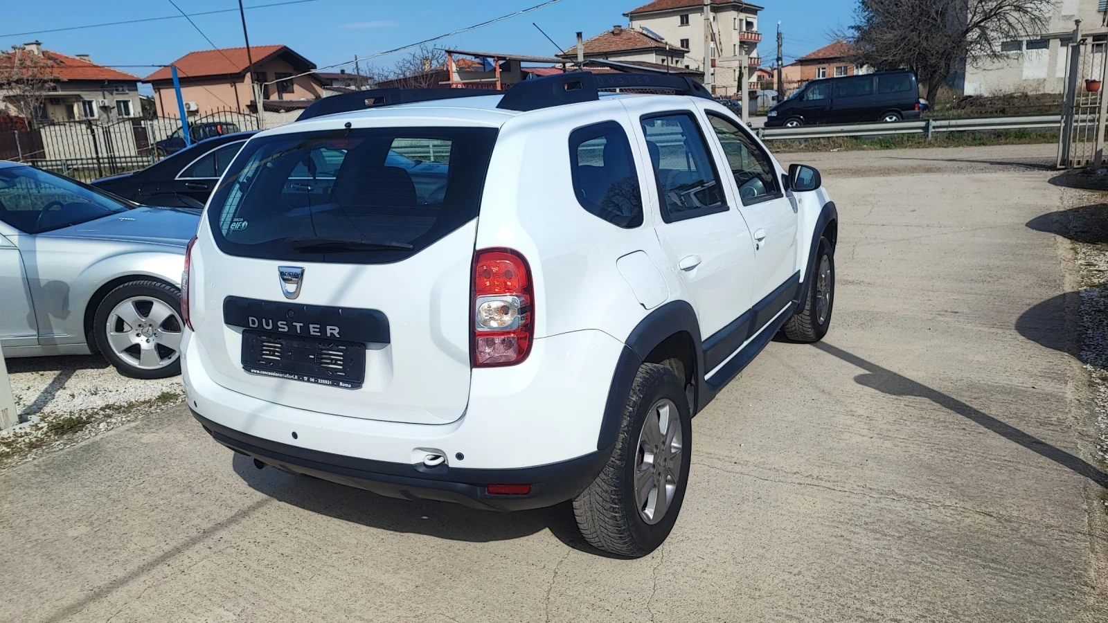 Dacia Duster 1.6i GPL  - изображение 8