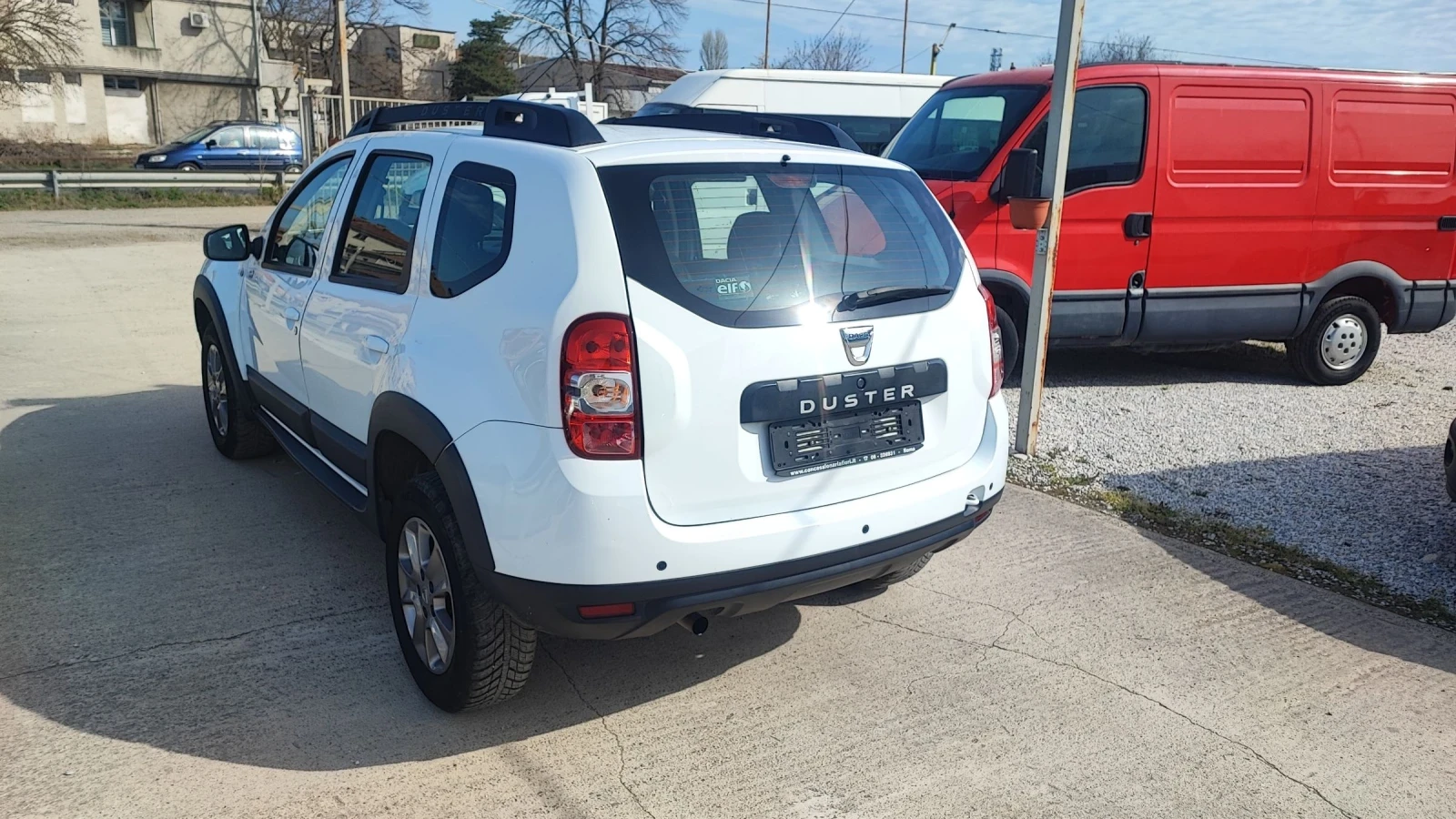 Dacia Duster 1.6i GPL  - изображение 9