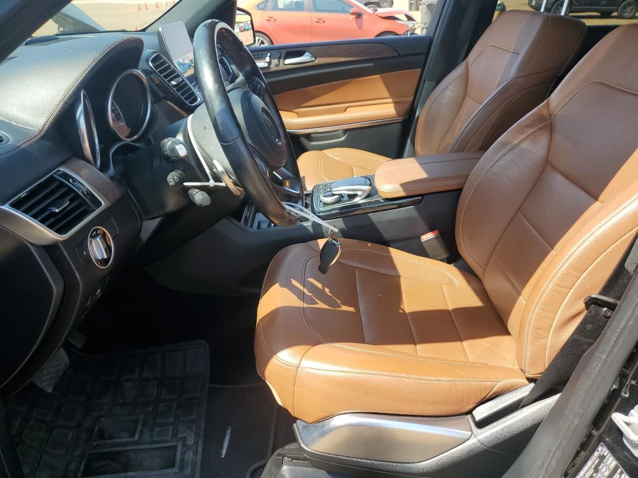 Mercedes-Benz GLS 500  - изображение 9