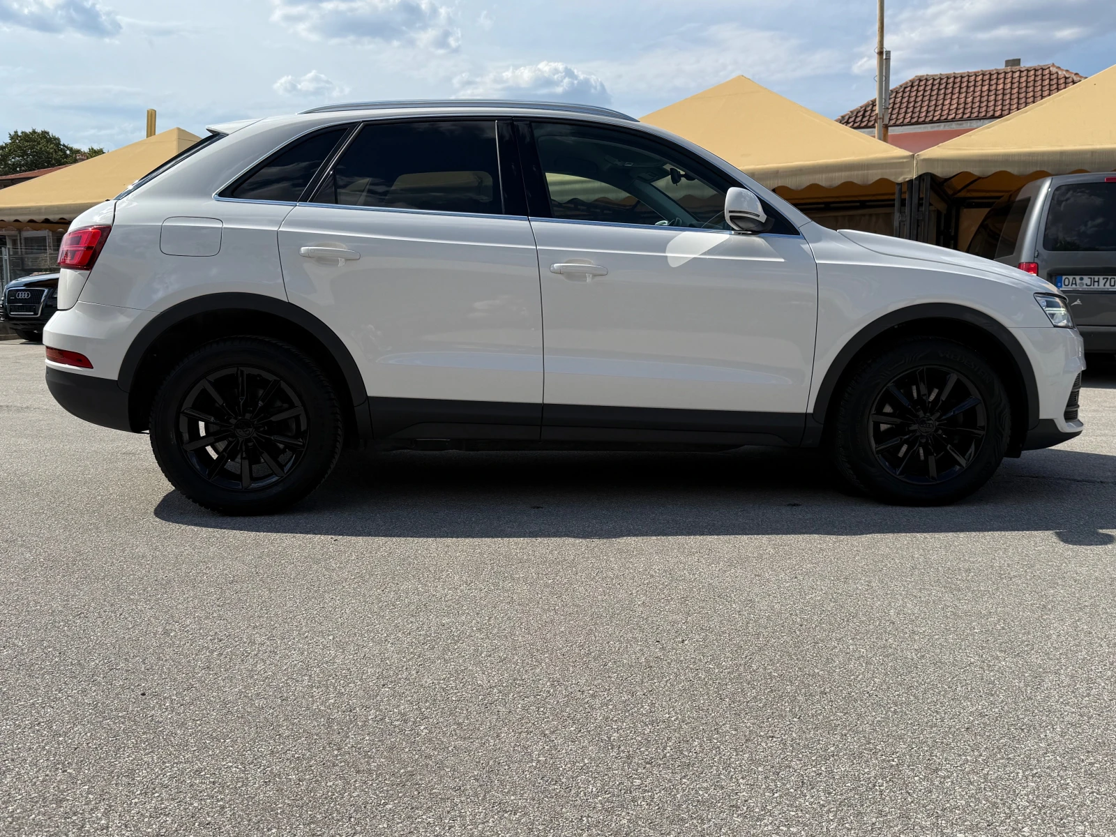 Audi Q3 FACELIFT !!! 2.0TDI 150к.с. !!!! ТОП СЪСТОЯНИЕ !! - изображение 4