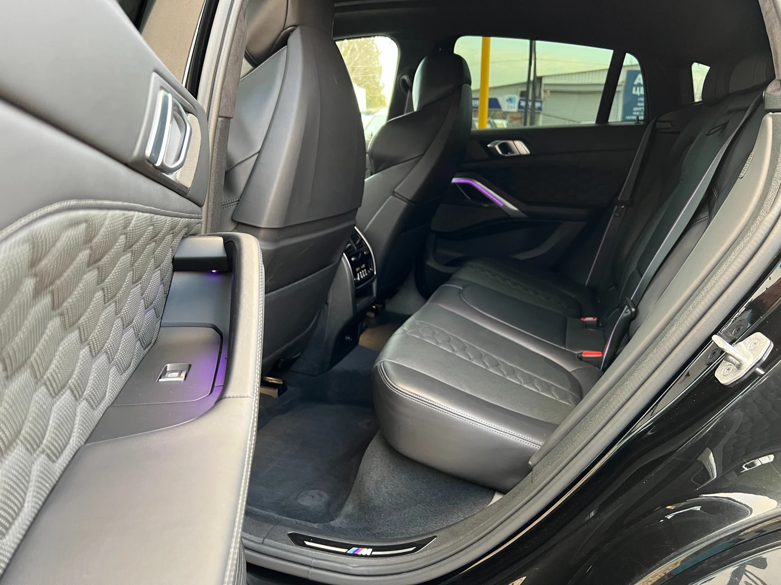 BMW X6 M Competition - изображение 10