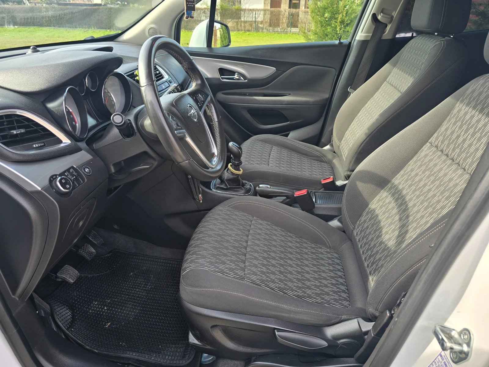 Opel Mokka 15г.1, 6-ГАЗ, РЕАЛНИ КМ.СЕРВИЗНИ ДОКУМЕНТИ - изображение 8