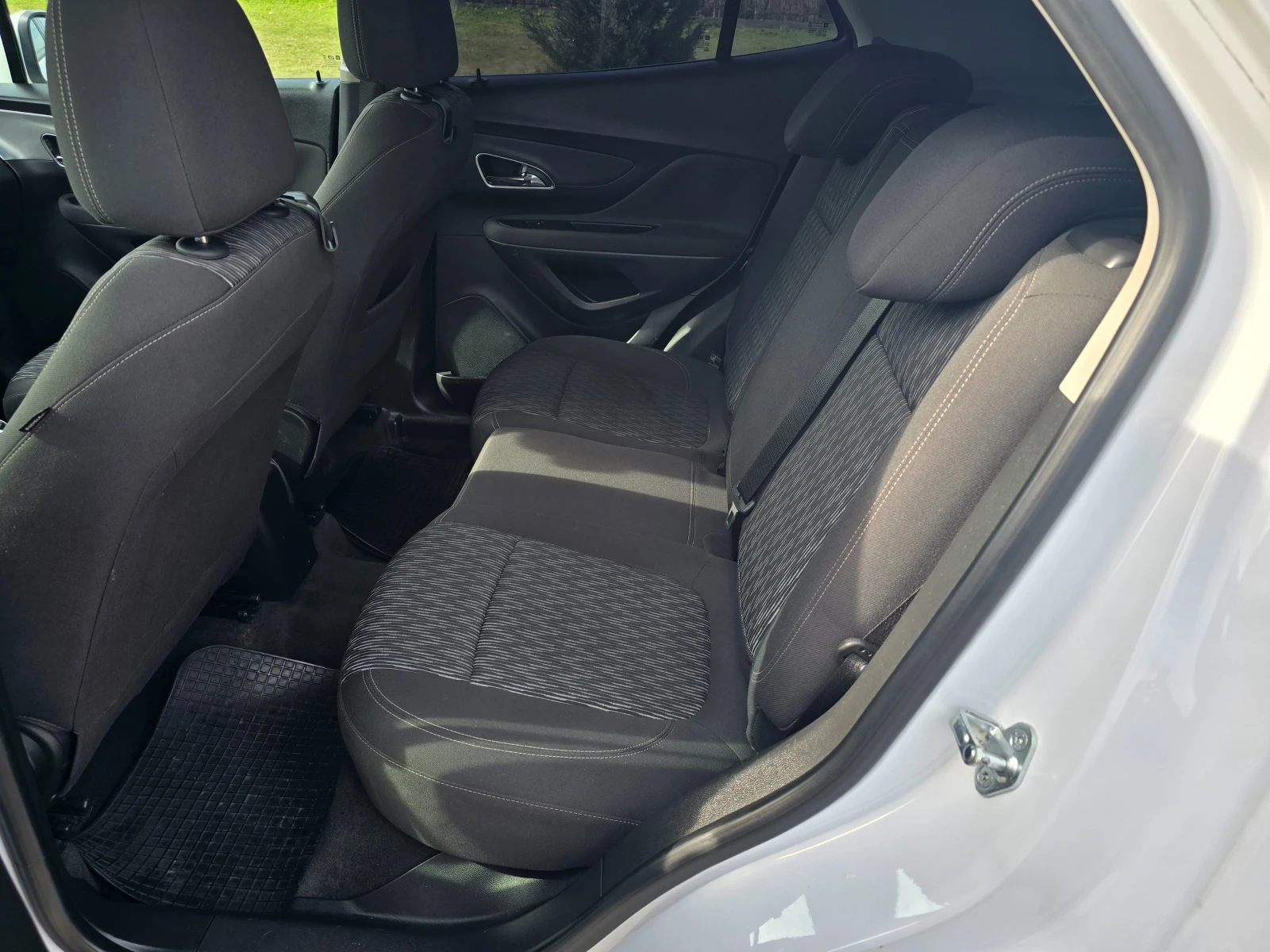 Opel Mokka 15г.1, 6-ГАЗ, РЕАЛНИ КМ.СЕРВИЗНИ ДОКУМЕНТИ - изображение 9