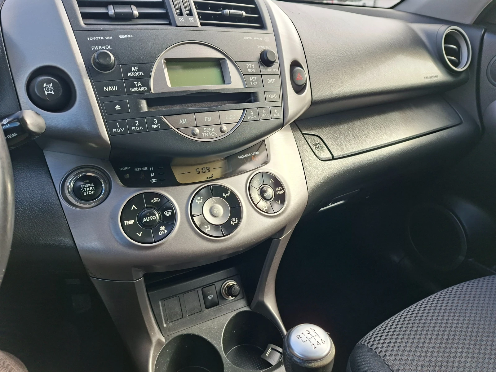Toyota Rav4 2.2D-136��.4x4 | Mobile.bg � ����������� 8