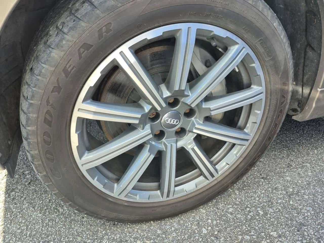 Audi Q7 PRESTIGE /CARFAX/MATRIX/Подгрев/Обдух/Панорама, снимка 17 - Автомобили и джипове - 53982979