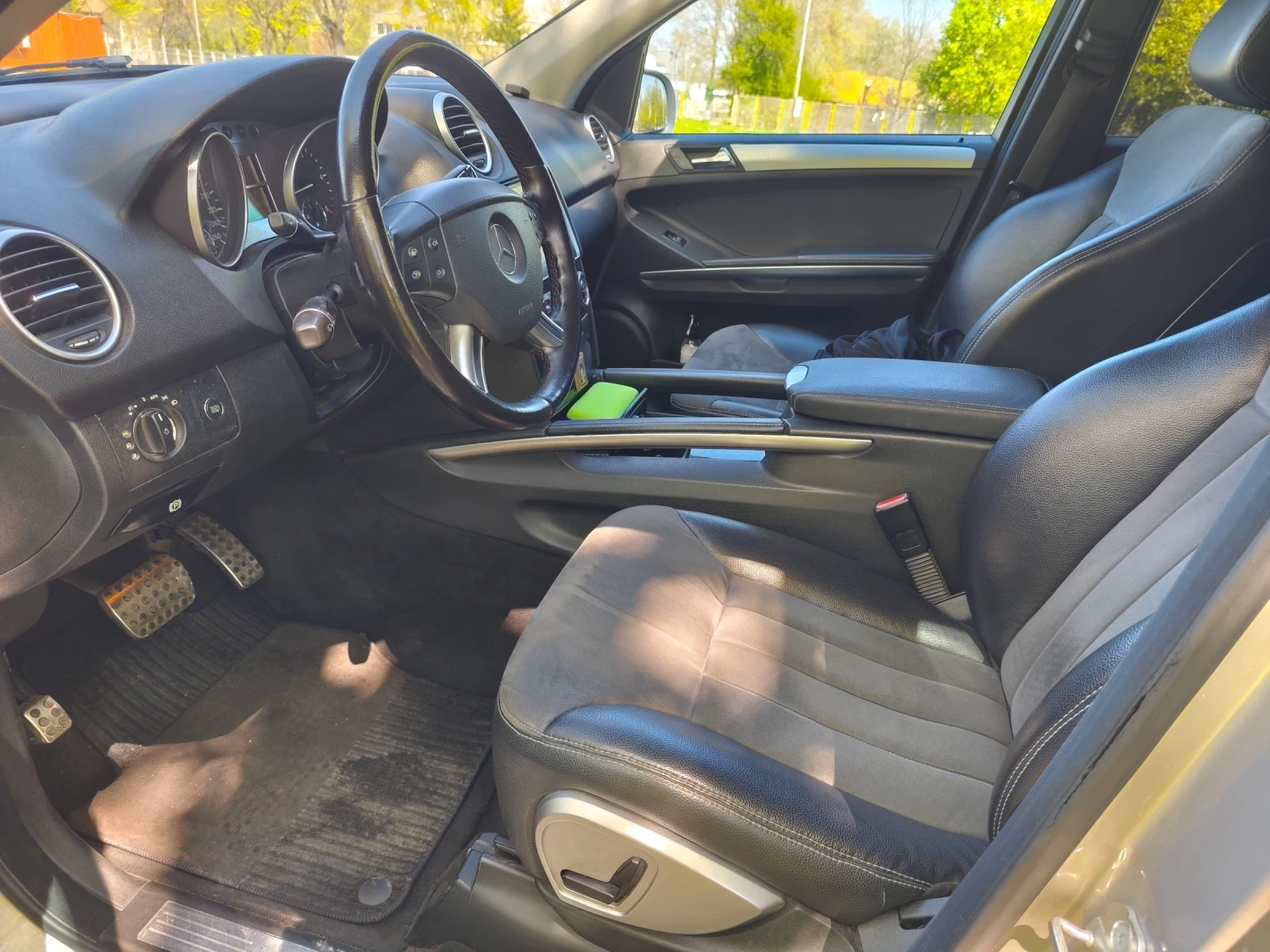 Mercedes-Benz ML 320, снимка 6 - Автомобили и джипове - 54595227