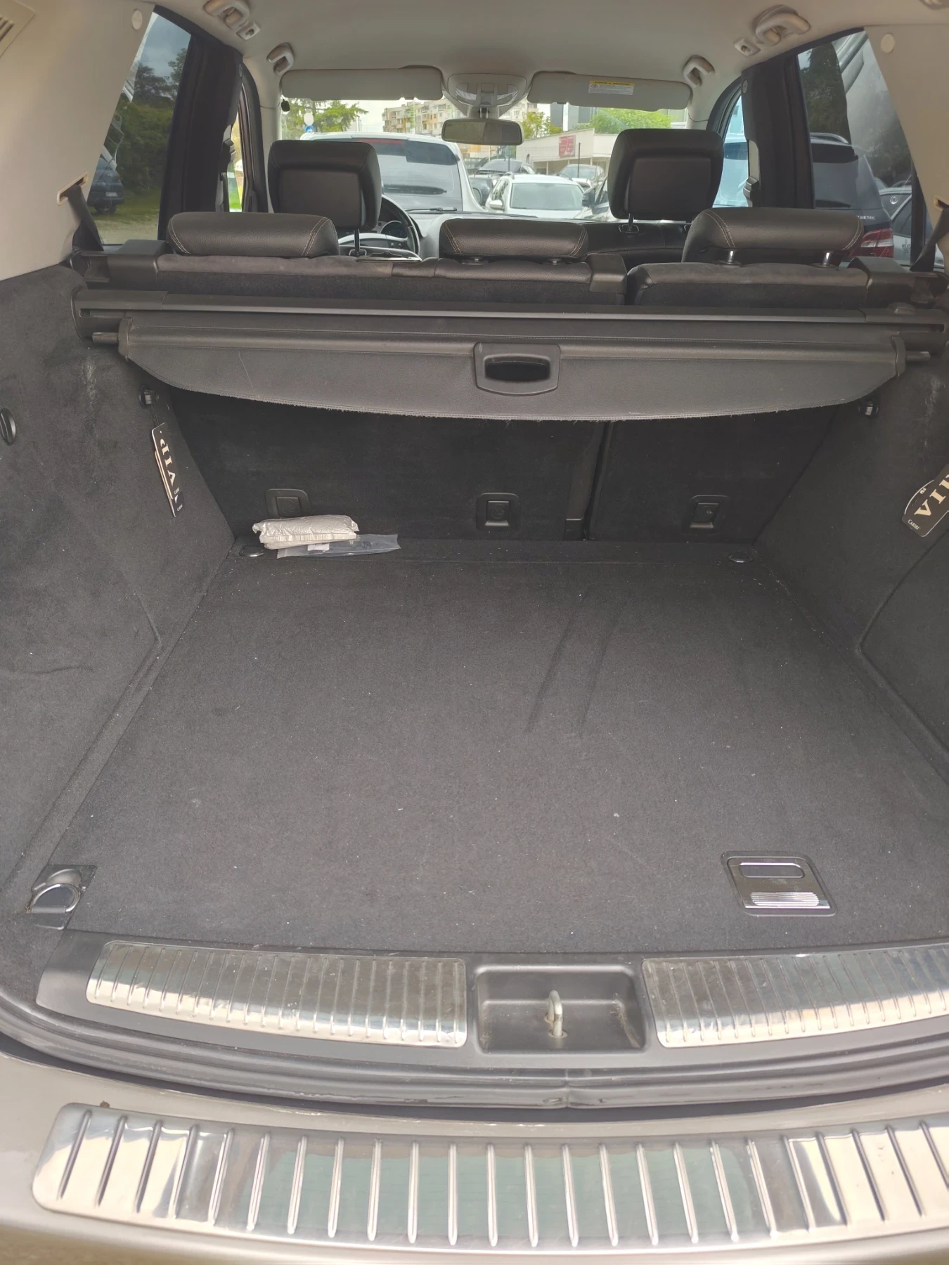Mercedes-Benz ML 320, снимка 7 - Автомобили и джипове - 54595227