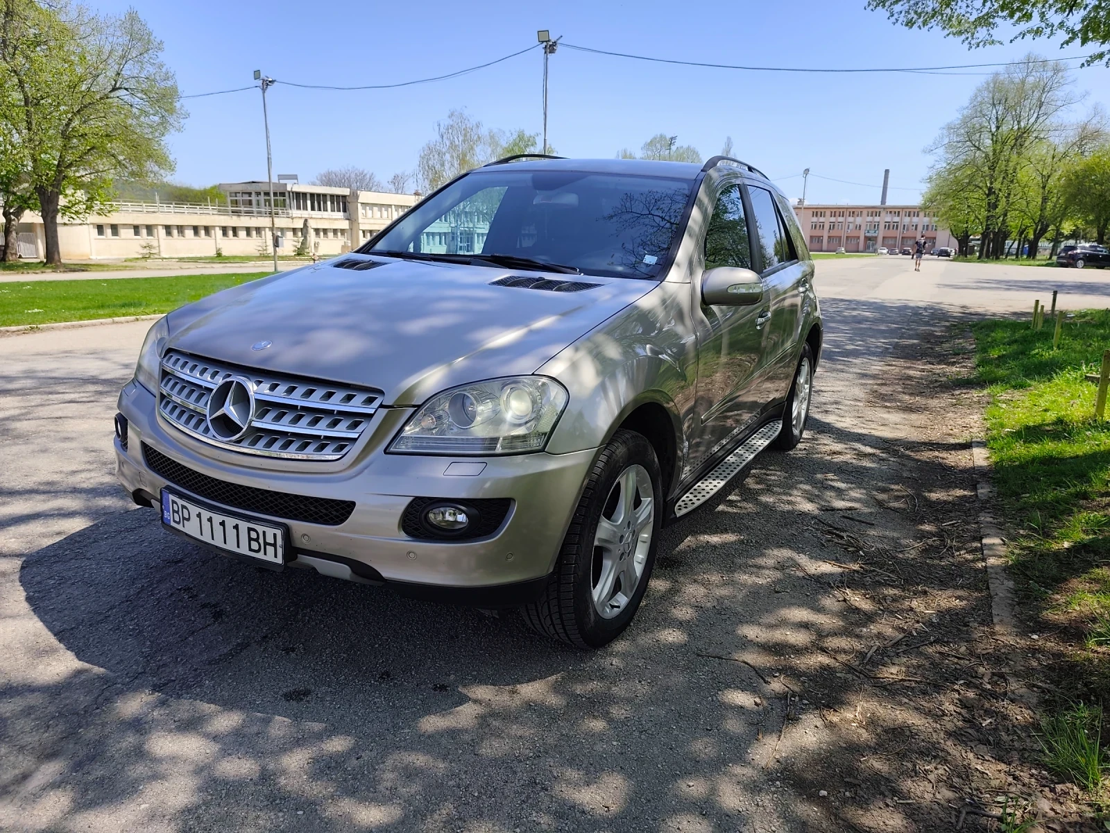 Mercedes-Benz ML 320, снимка 2 - Автомобили и джипове - 54595227