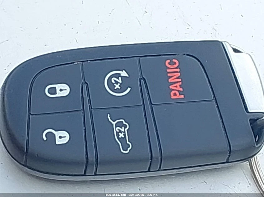 Jeep Grand cherokee * 5.7L* KEYLESS* Camera* ПОДГРЕВ* , снимка 14 - Автомобили и джипове - 55059756