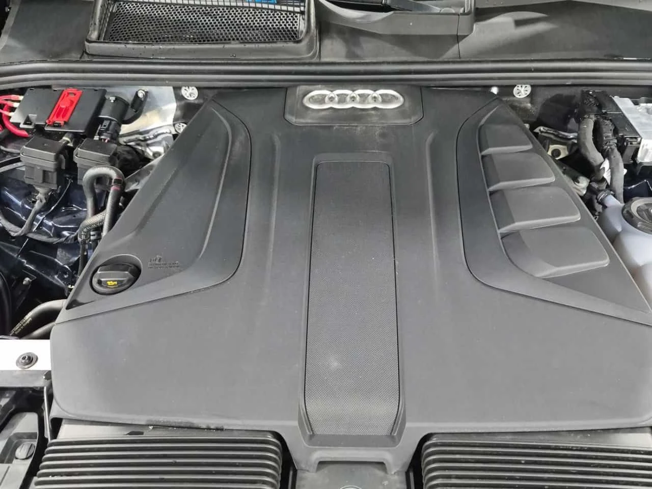 Audi Q7 45 TFSI QUATTRO| 360| PANO| 2 КЛЮЧА| 7 МЕСТЕН| , снимка 16 - Автомобили и джипове - 55313468