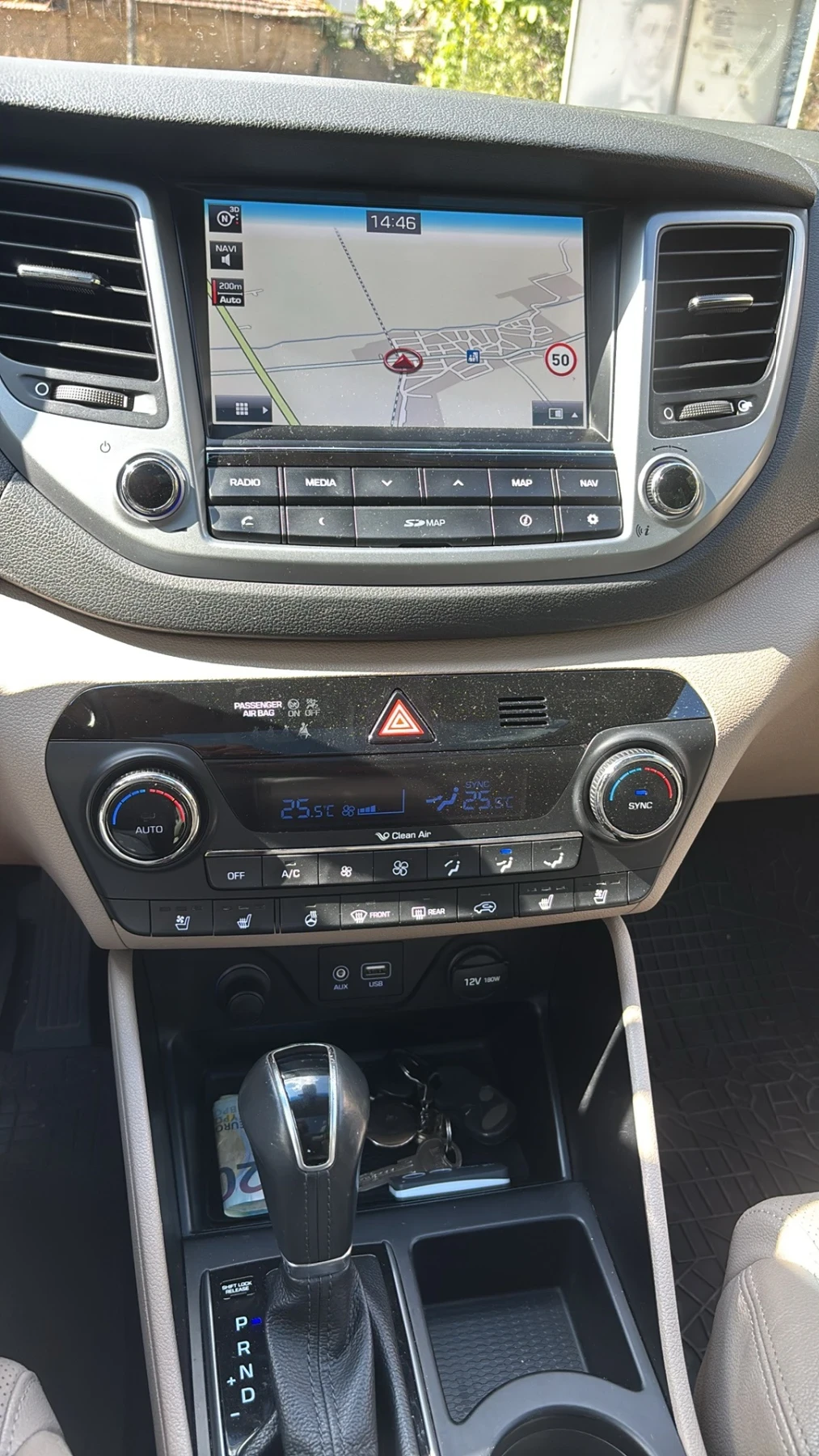 Hyundai Tucson, снимка 6 - Автомобили и джипове - 56430234