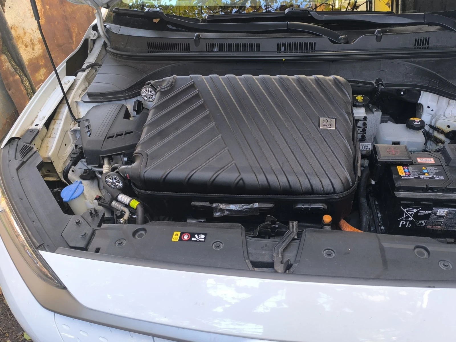 Hyundai Kona Electric 64 kw., снимка 9 - Автомобили и джипове - 56505352