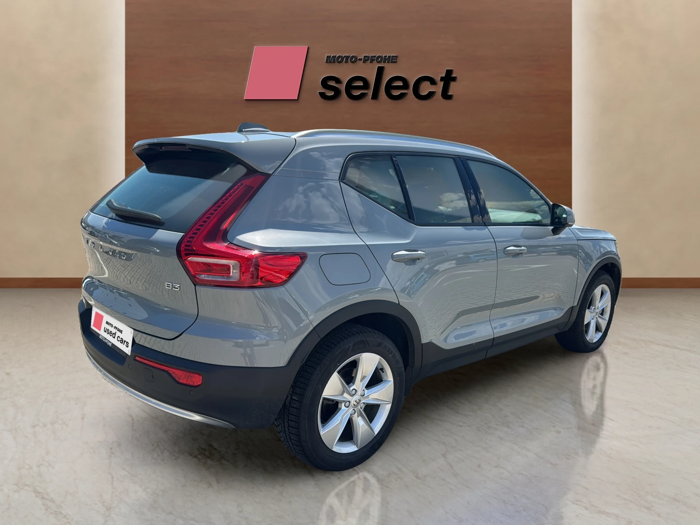 Volvo XC40 2.0 B3, снимка 7 - Автомобили и джипове - 56586779