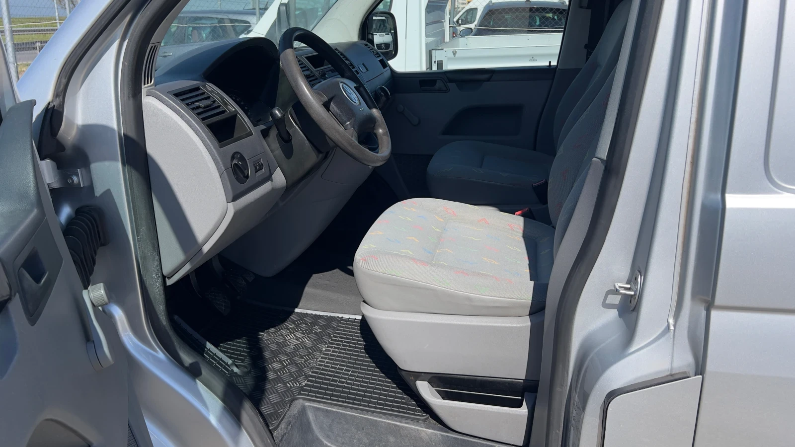 VW T5 1.9 TDI MAXI РЕАЛНИ КИЛОМЕТРИ!!! - изображение 9