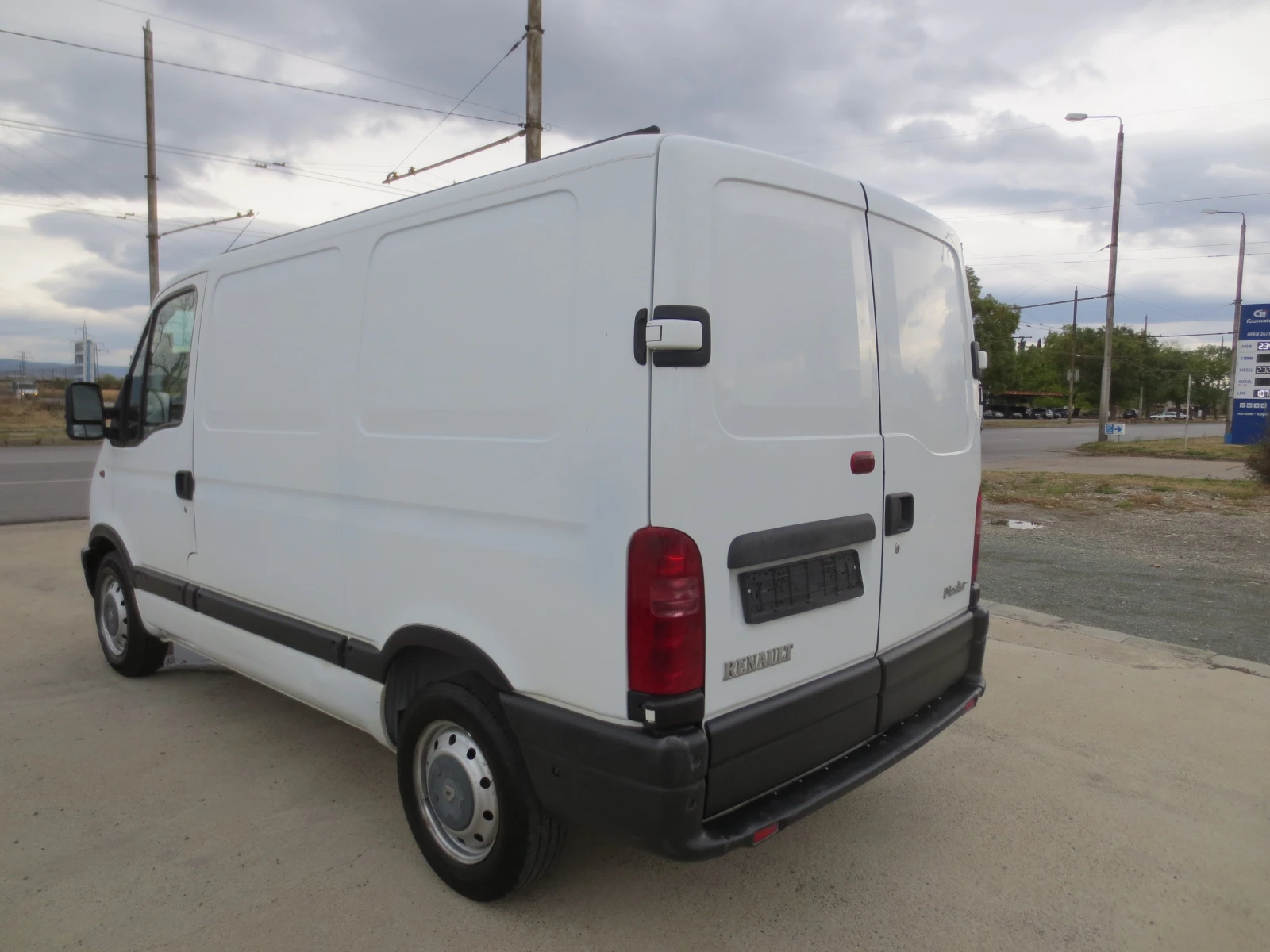 Renault Master 2.2 DCI - изображение 7