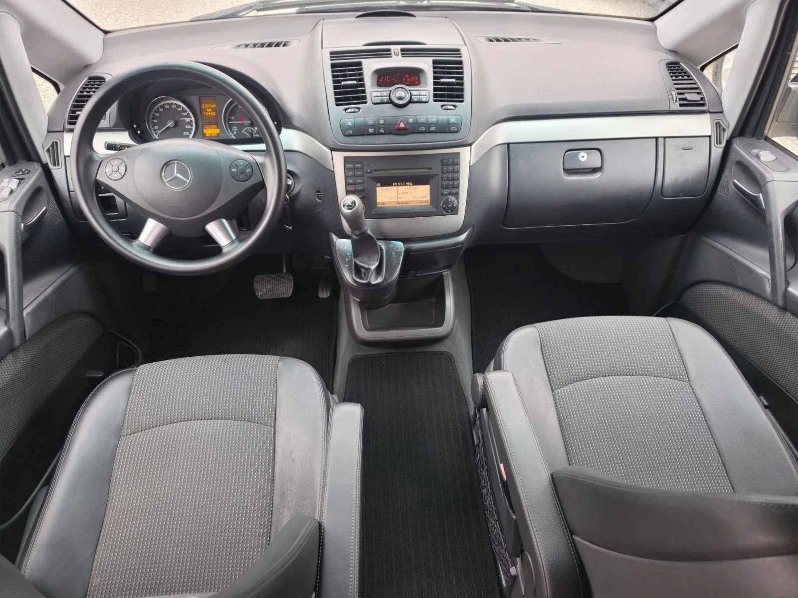 Mercedes-Benz Viano 3.0 CDI, снимка 8 - Бусове и автобуси - 56372840