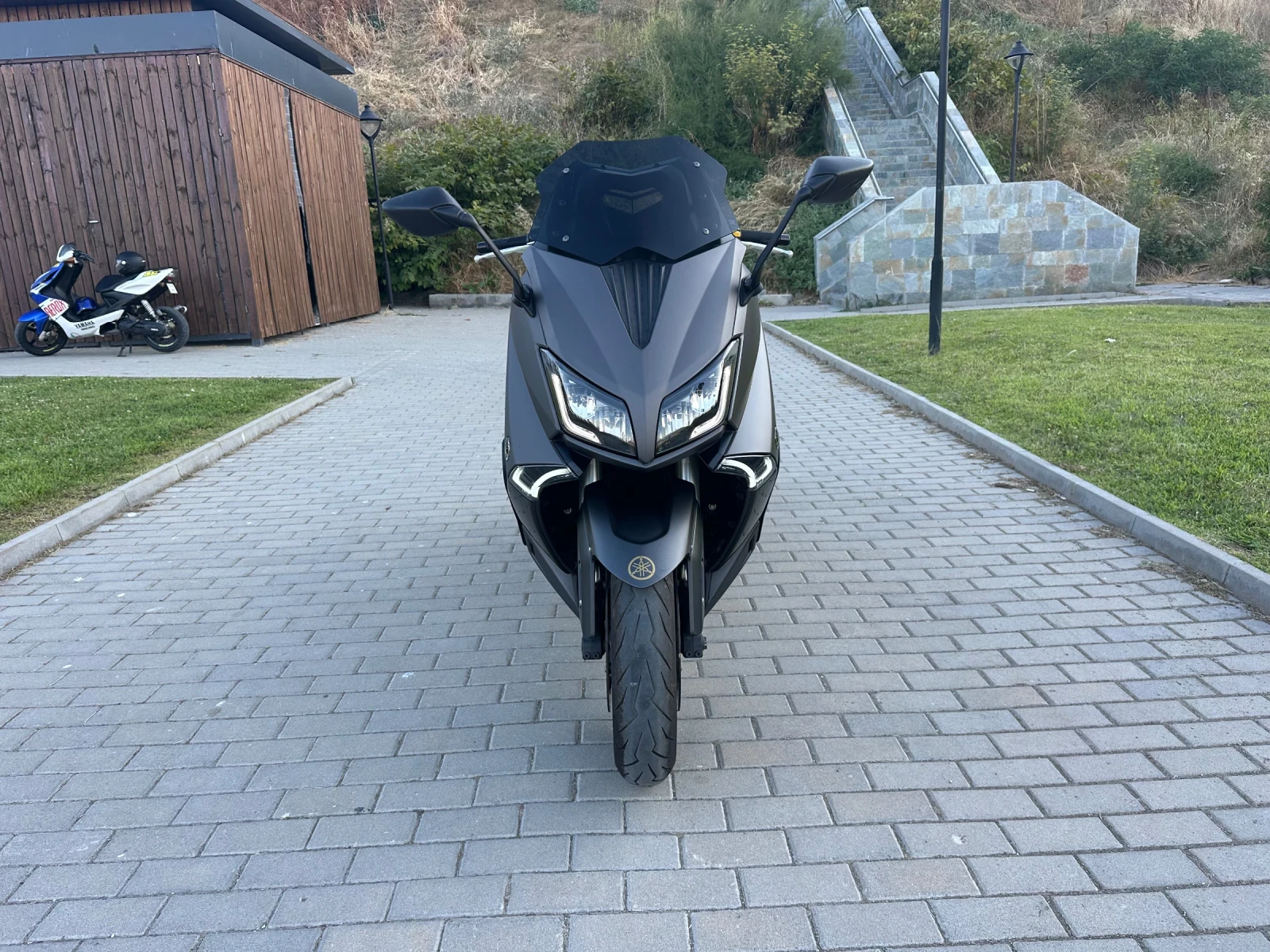 Yamaha T-max 530i