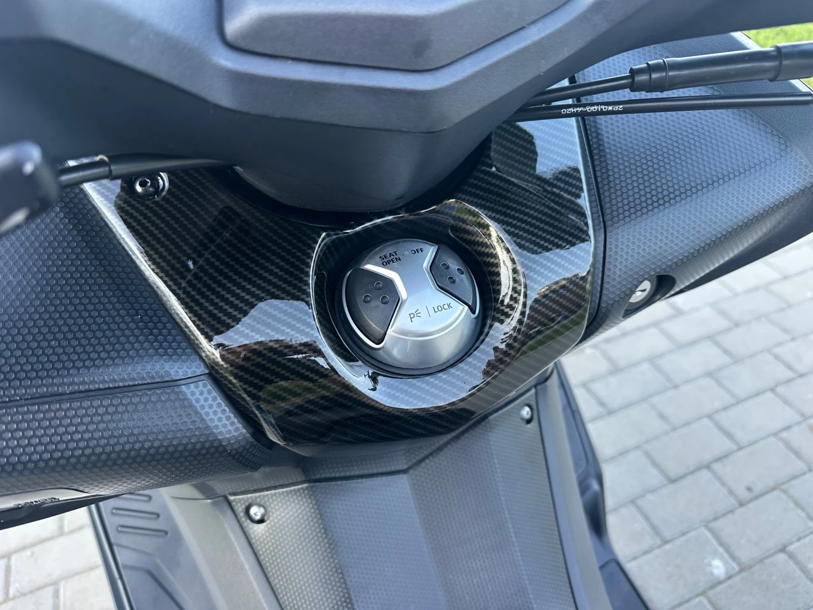 Yamaha T-max 530i, снимка 15 - Мотоциклети и мототехника - 55691477