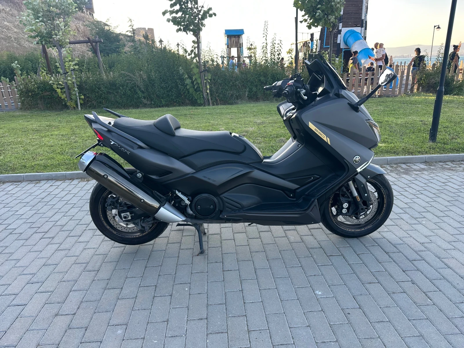 Yamaha T-max 530i, снимка 9 - Мотоциклети и мототехника - 55691477