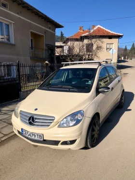 Mercedes-Benz B 180, снимка 1