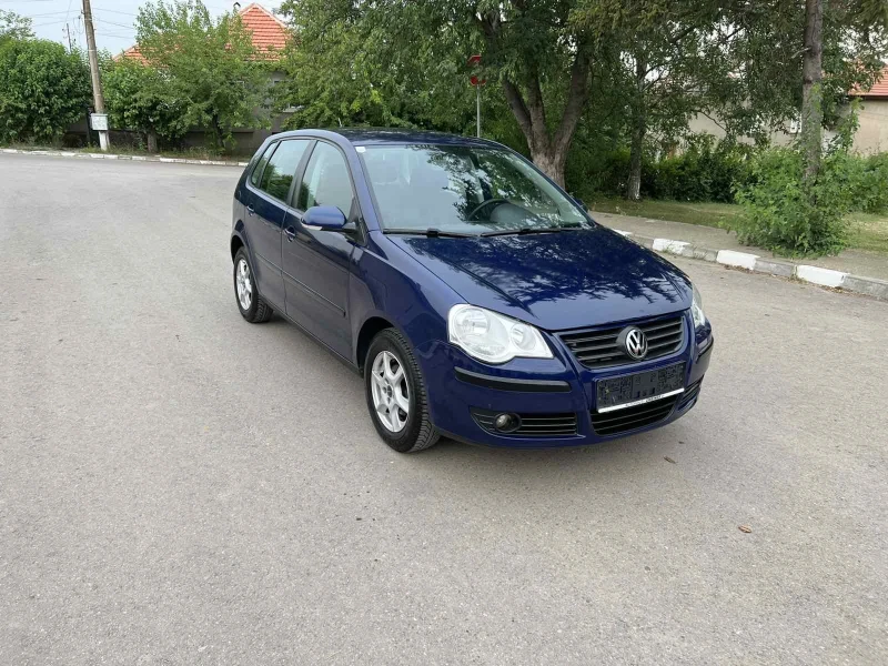 VW Polo 1.2 БЕНЗ КЛИМА ПОДХОДЯЩО ЗА ГАЗ, снимка 1 - Автомобили и джипове - 47405634