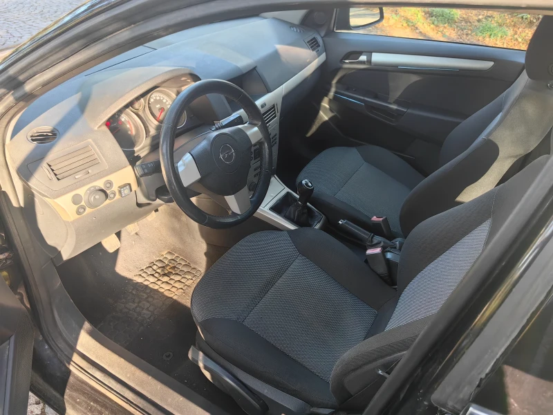 Opel Astra 1.6 Газ Facelift, снимка 7 - Автомобили и джипове - 47411889