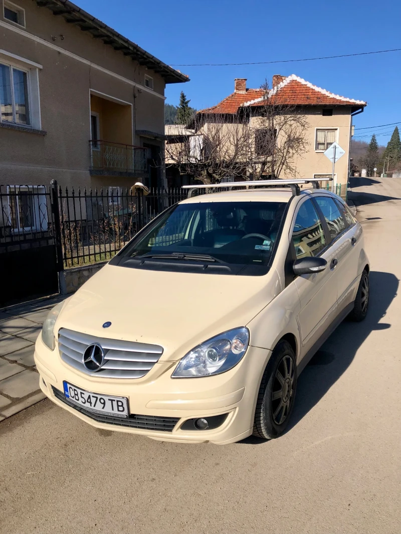 Mercedes-Benz B 180, снимка 1 - Автомобили и джипове - 48727466