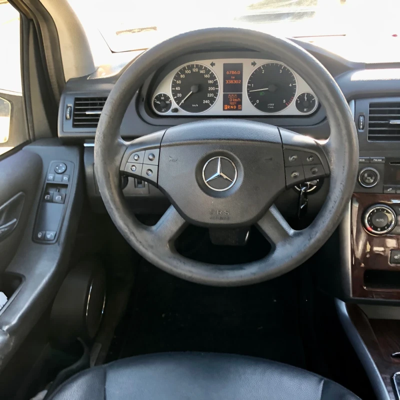 Mercedes-Benz B 180, снимка 5 - Автомобили и джипове - 48727466