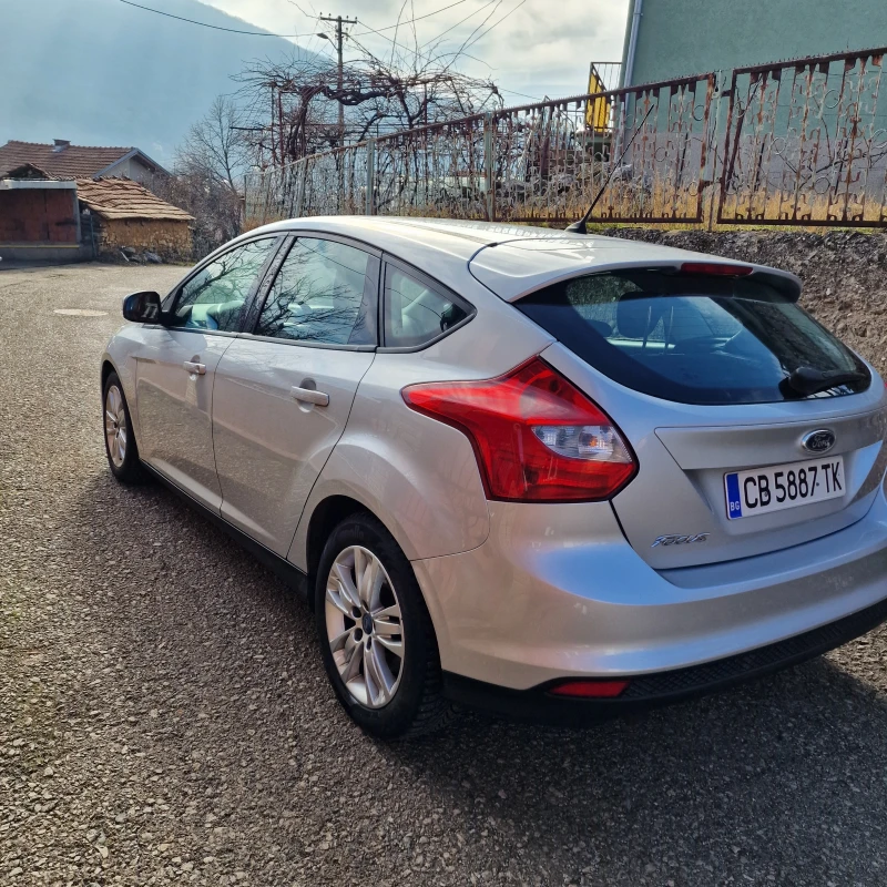 Ford Focus 1.6 TDCi, снимка 5 - Автомобили и джипове - 48853147