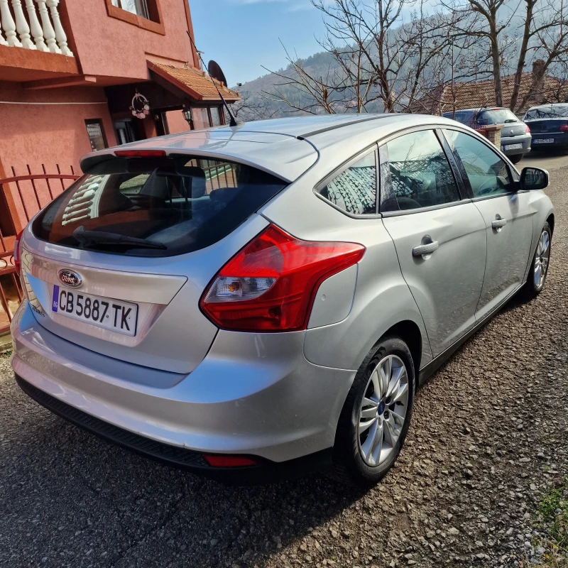 Ford Focus 1.6 TDCi, снимка 6 - Автомобили и джипове - 48853147