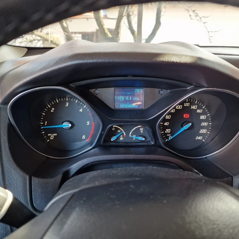 Ford Focus 1.6 TDCi, снимка 11 - Автомобили и джипове - 48853147