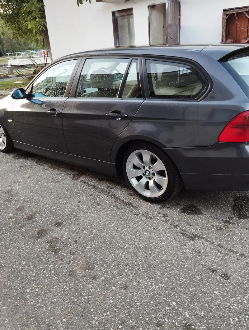 BMW 320, снимка 3 - Автомобили и джипове - 49053996