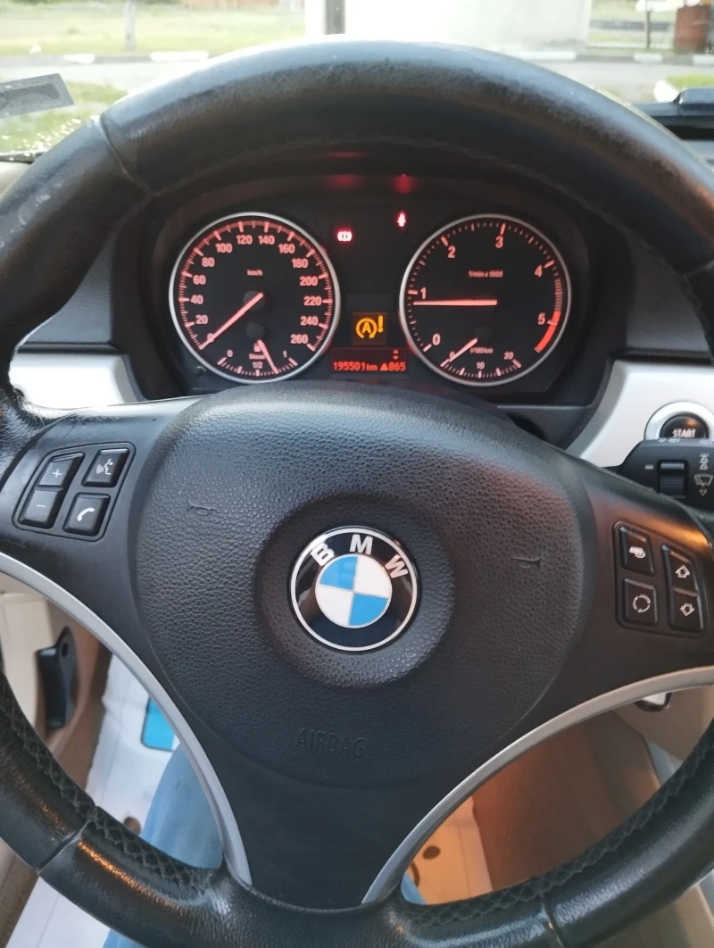 BMW 320, снимка 7 - Автомобили и джипове - 49053996