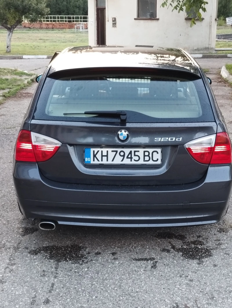 BMW 320, снимка 2 - Автомобили и джипове - 49053996