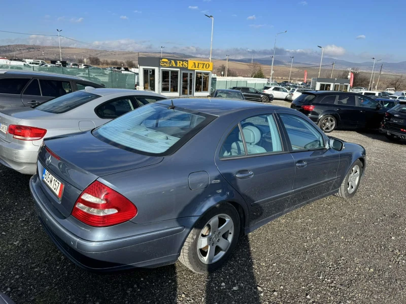 Mercedes-Benz E 270, снимка 3 - Автомобили и джипове - 49221868