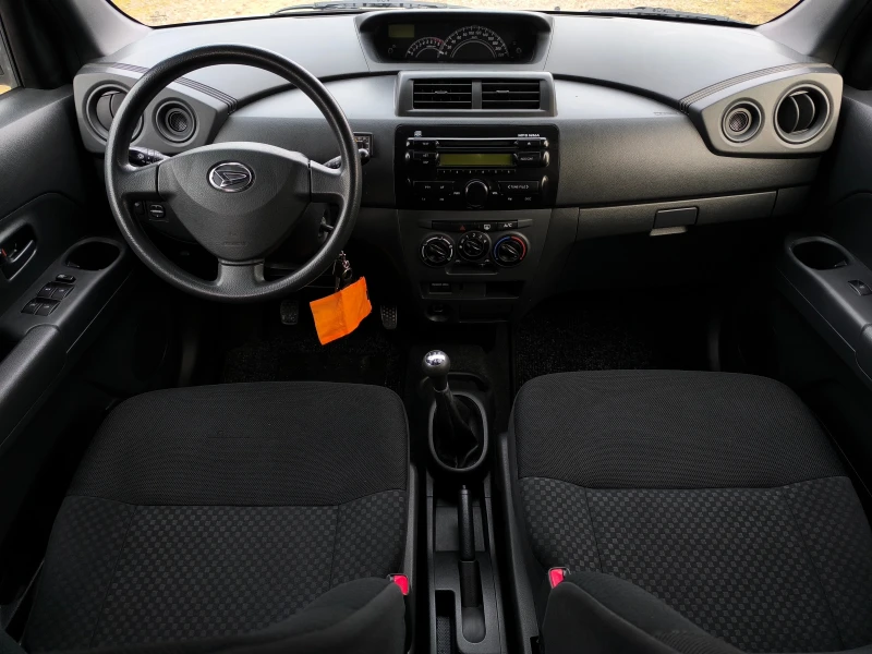 Daihatsu Materia -1.5i-103кс-4х4-КЛИМАТИК-!!!, снимка 13 - Автомобили и джипове - 49310928