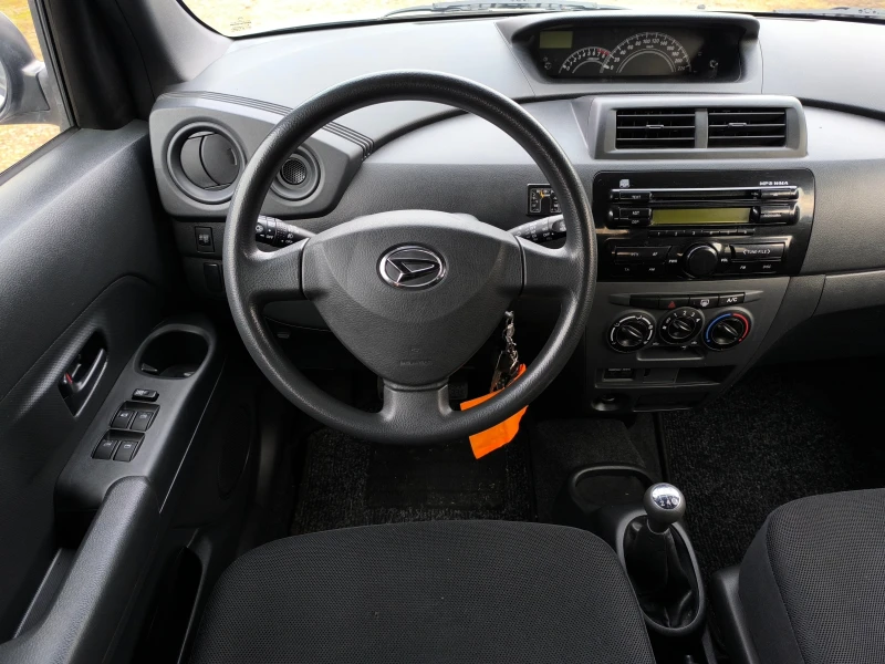 Daihatsu Materia -1.5i-103кс-4х4-КЛИМАТИК-!!!, снимка 11 - Автомобили и джипове - 49310928