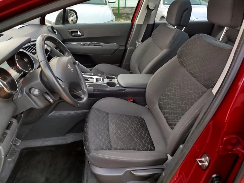 Peugeot 3008 1.6 турбо* Allure* Автоматик* ТОП, снимка 11 - Автомобили и джипове - 52373364