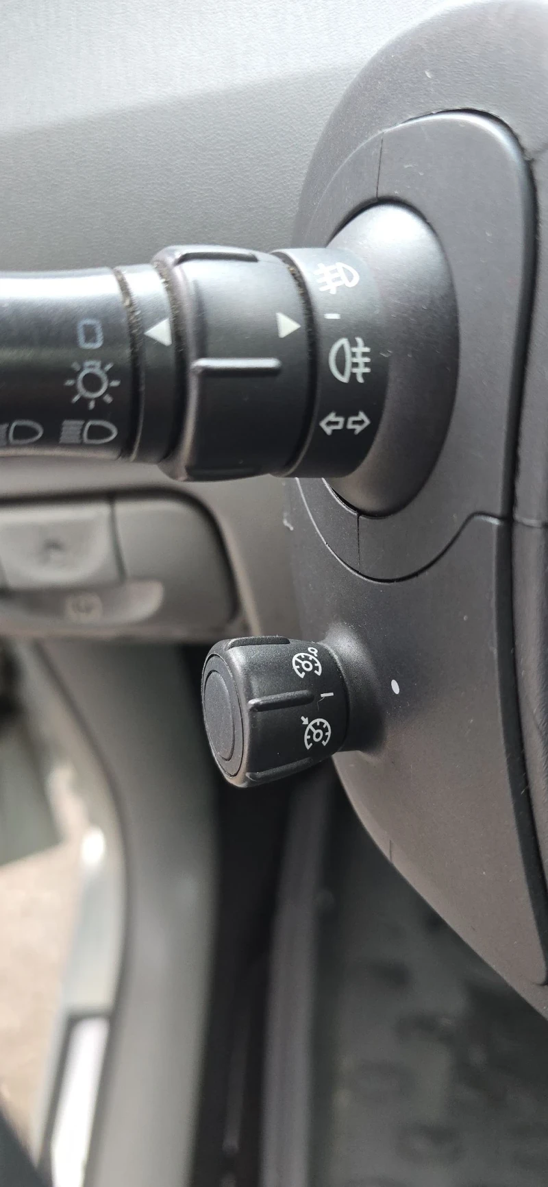 Renault Scenic 1.6 Газов инжекцион , снимка 14 - Автомобили и джипове - 53008905