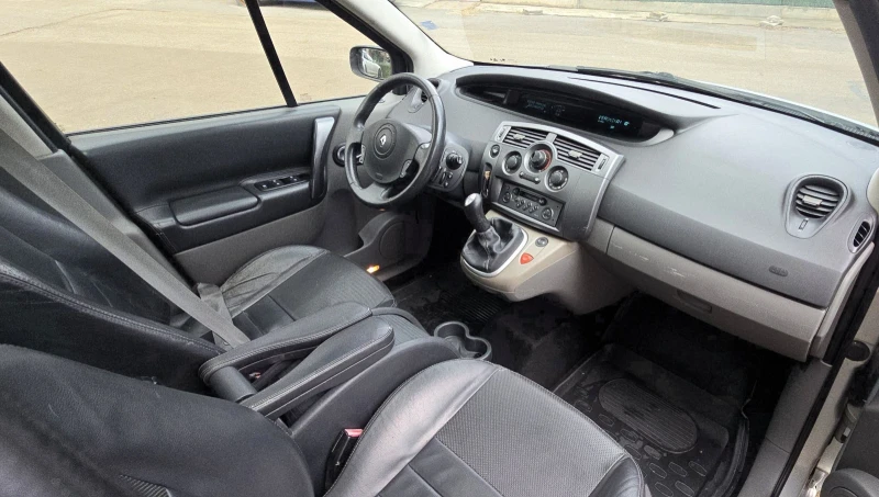 Renault Scenic 1.6 Газов инжекцион , снимка 10 - Автомобили и джипове - 53008905