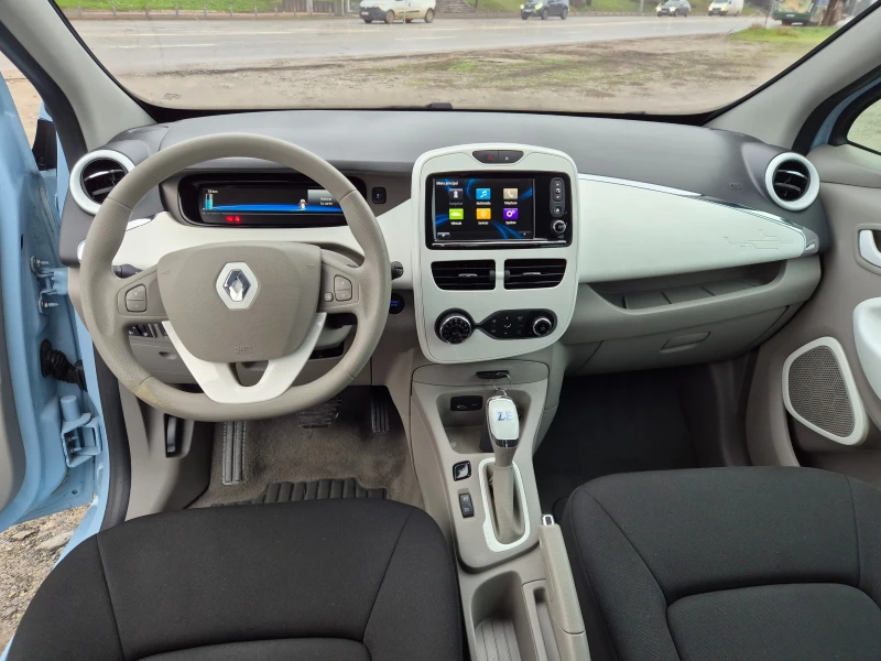 Renault Zoe 22 Kwh, снимка 14 - Автомобили и джипове - 53436851