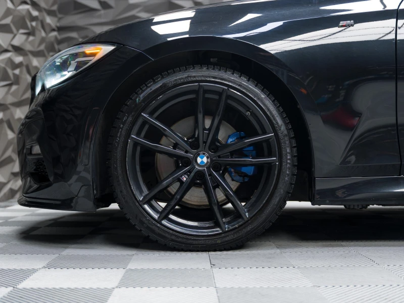 BMW 330 i* XDRIVE* M-PACK* CAMERA* PANO* , снимка 16 - Автомобили и джипове - 53455748